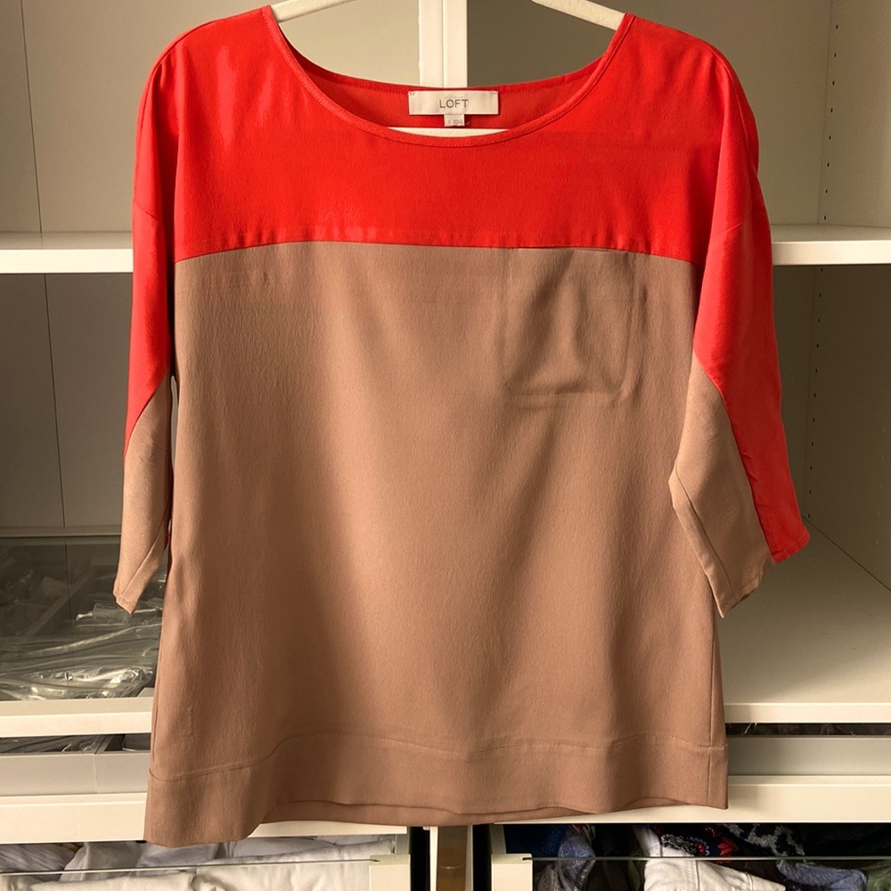 Loft silky pullover blouse. Khaki and orange. 3/4 length sleeves
